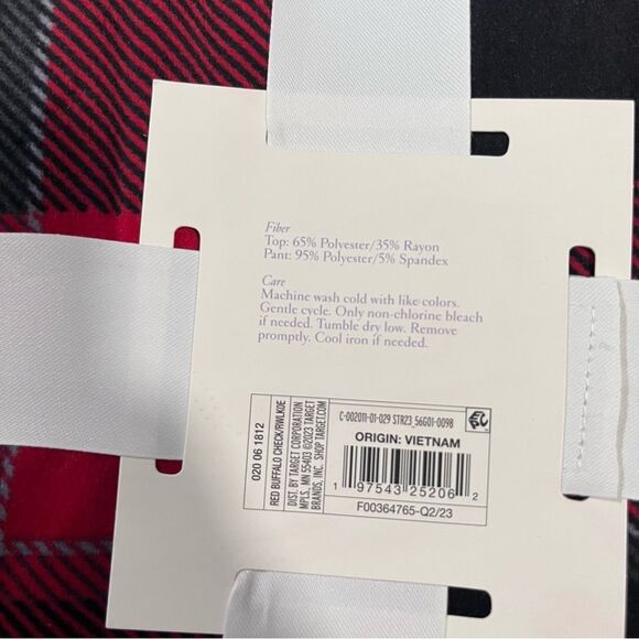 Stars Above Red Black Plaid Pajama Gift Set PJs XL - Picture 7 of 7